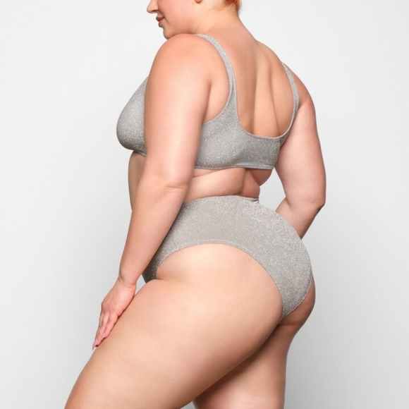 NWT SKIMS SWIM GLITTER MID WAIST BIKINI BOTTOM SIZE XS - Picture 3 of 6